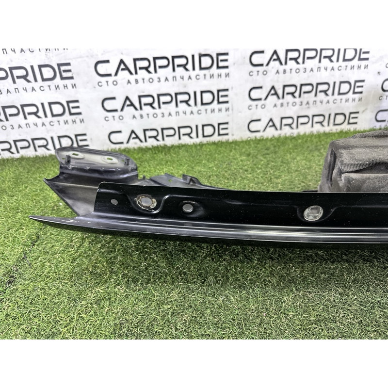 Крыло (наружные элементы кузова) Volkswagen Touareg NF 2012 3.0 7P6821105E