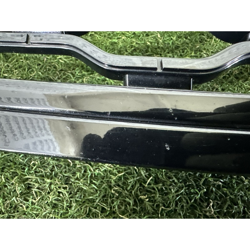 Решетка радиатора (наружные элементы кузова) LAND ROVER Range Rover Velar L560 2018 2.0 LR092631