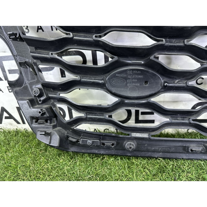 Решетка радиатора (наружные элементы кузова) LAND ROVER Range Rover Velar L560 2018 2.0 LR092631