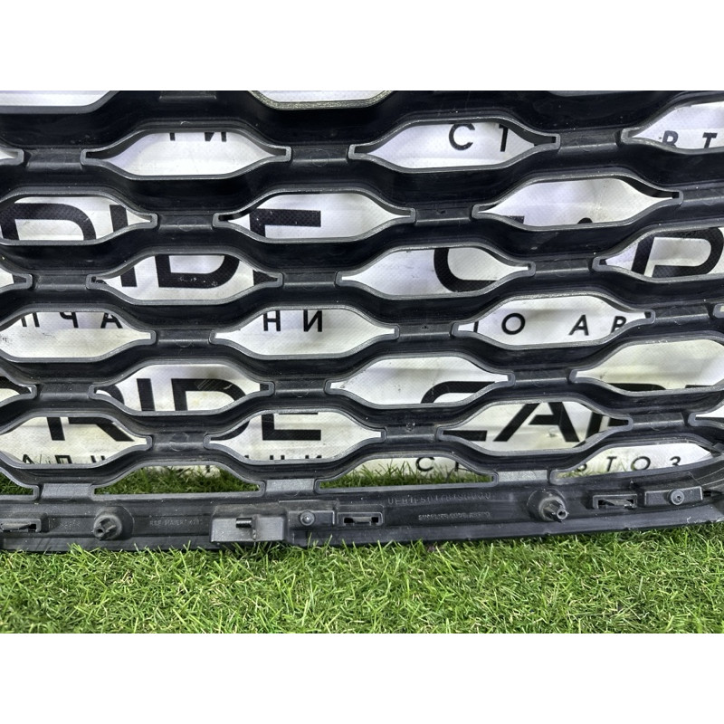 Решетка радиатора (наружные элементы кузова) LAND ROVER Range Rover Velar L560 2018 2.0 LR092631