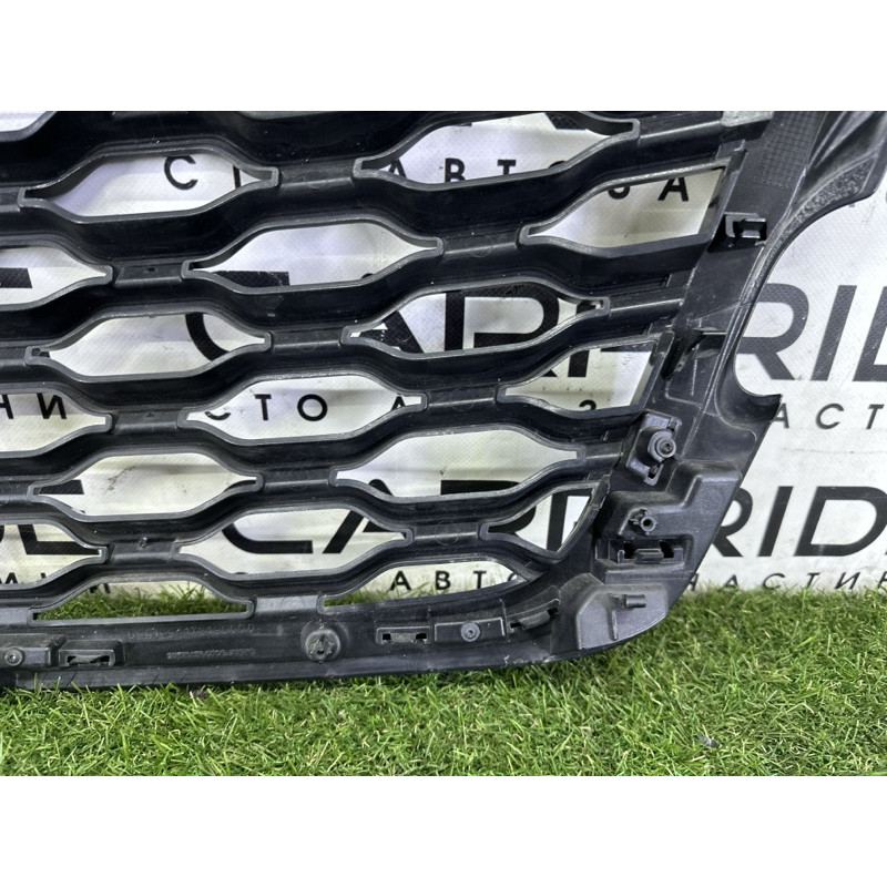 Решетка радиатора (наружные элементы кузова) LAND ROVER Range Rover Velar L560 2018 2.0 LR092631