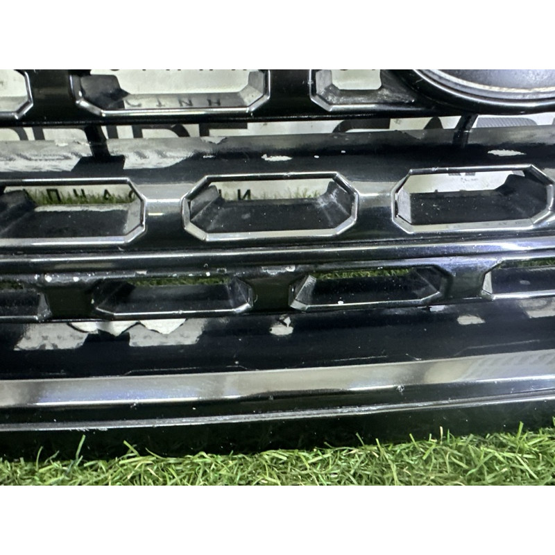 Решетка радиатора (наружные элементы кузова) LAND ROVER Range Rover L405 2014 5.0 LR055880
