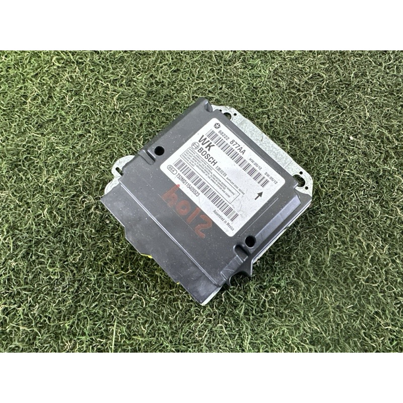 Блок управления airbag (airbag / безопасность) Jeep Grand Cherokee WK2 2014 5.7 HEMi 68222877AA