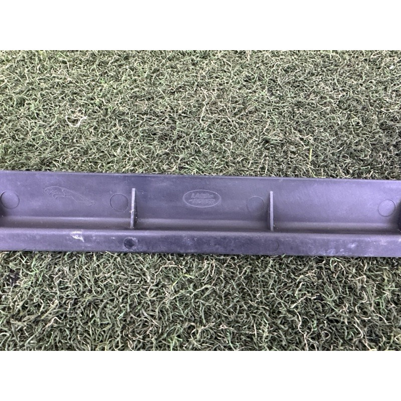 Повітропровід радіатора (кузов і елементи) LAND ROVER Range Rover Velar L560 2018 2.0 LR092462
