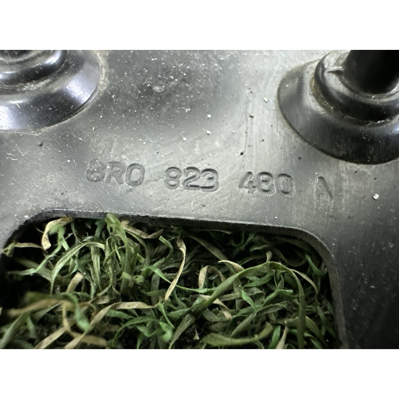 Замок капота (кузов і елементи) AUDI Q5 8R 2012 3.2 8R0823480A
