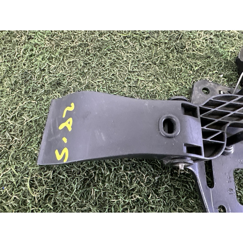 Замок капота (кузов і елементи) AUDI Q5 8R 2012 3.2 8R0823480A
