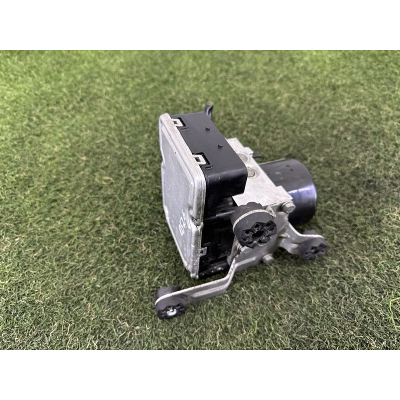 Блок ABS (гальмівна система) BMW X3 F25 2013 2.0 34516881325