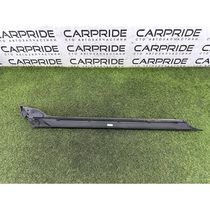 Молдинг лобового скла (кузов і елементи) LAND ROVER Range Rover Velar L560 2018 2.0 LR092716