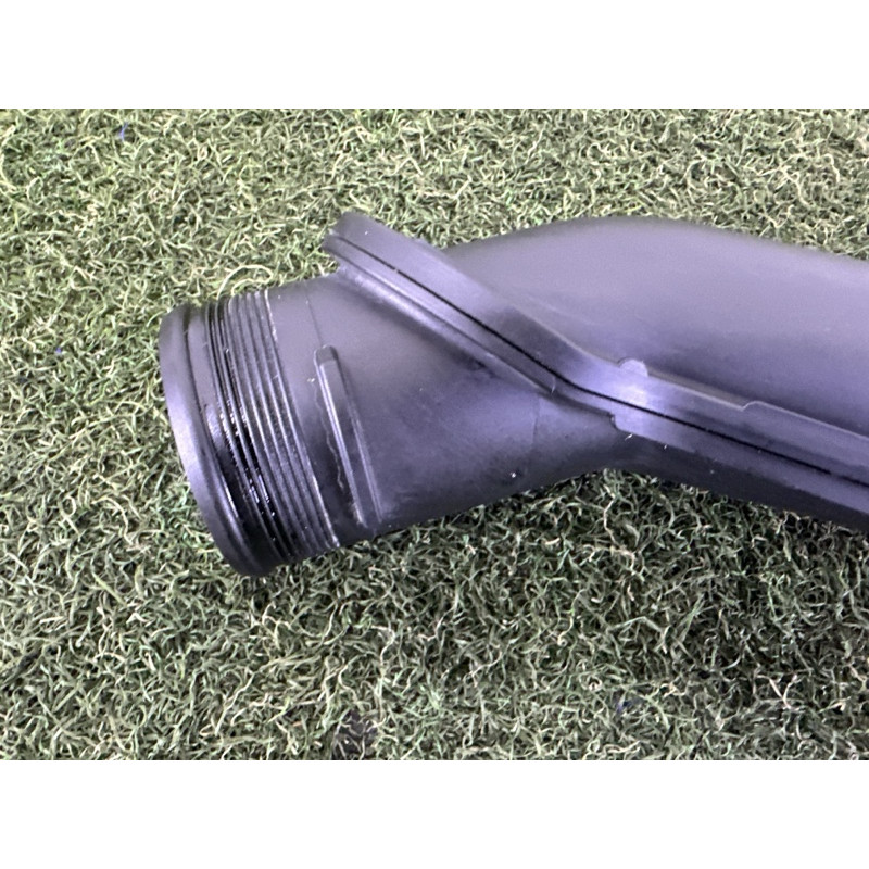 Патрубок інтеркулера (двигун та елементи) Volkswagen Touareg NF 2012 3.0 7P0145770