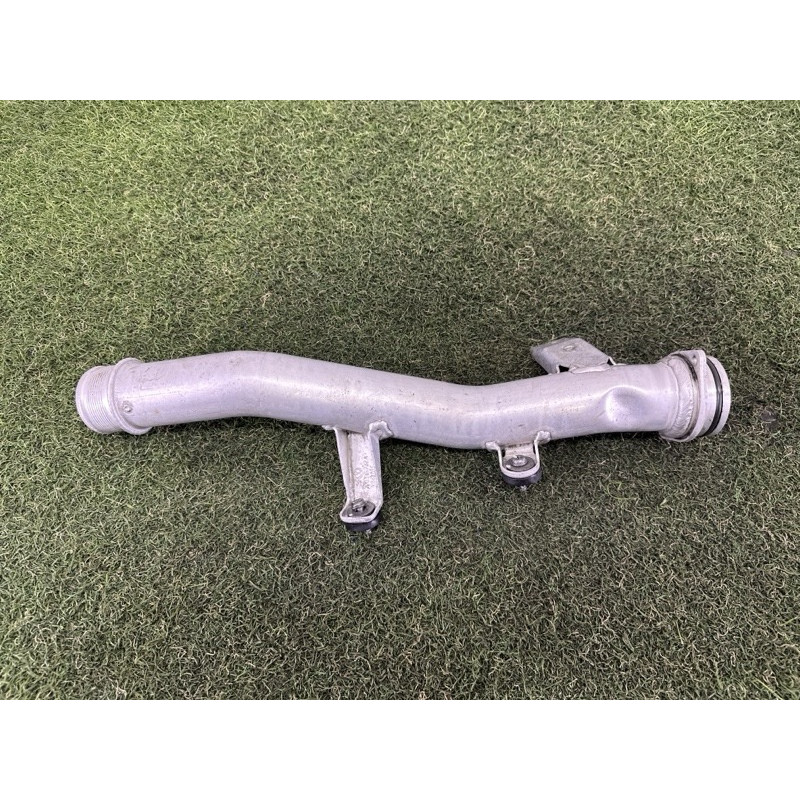 Патрубок интеркулера (двигатель и элементы) Volkswagen Touareg NF 2012 3.0 7P0145762A
