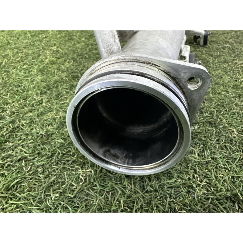 Патрубок интеркулера (двигатель и элементы) Volkswagen Touareg NF 2012 3.0 7P0145762A