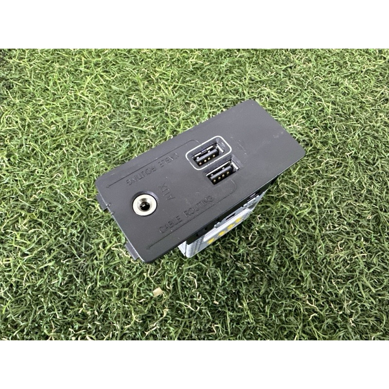 Гніздо USB/AUX (электрика) Volvo XC90 T6 2017 2.0 31407038