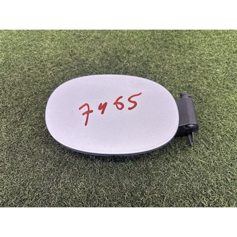 Лючок топливного бака (кузов и элементы) LAND ROVER Range Rover Velar L560 2018 2.0 LR092637
