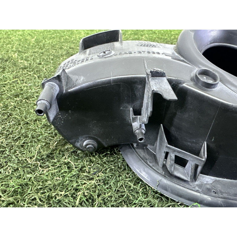 Лючок топливного бака (кузов и элементы) LAND ROVER Range Rover Velar L560 2018 2.0 LR092637