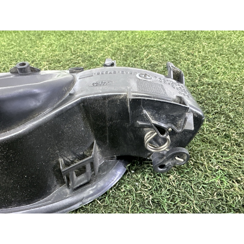 Лючок топливного бака (кузов и элементы) LAND ROVER Range Rover Velar L560 2018 2.0 LR092637