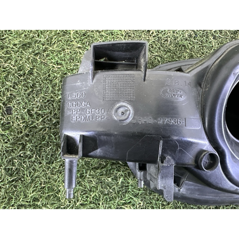 Лючок топливного бака (кузов и элементы) LAND ROVER Range Rover Velar L560 2018 2.0 LR092637