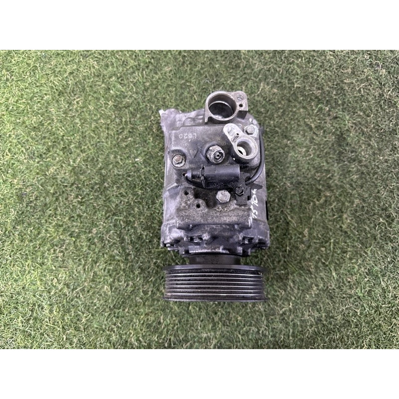 Компрессор кондиционера (отопление и кондиционирование) Volkswagen Touareg NF 2012 3.6 CGRA 7P0820803E