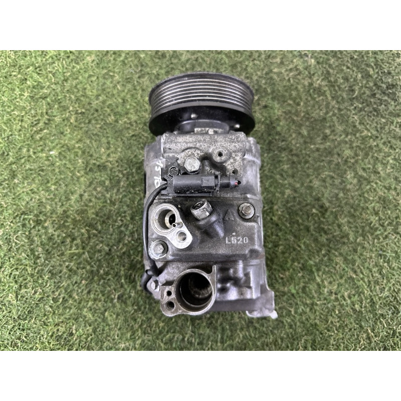 Компрессор кондиционера (отопление и кондиционирование) Volkswagen Touareg NF 2012 3.6 CGRA 7P0820803E