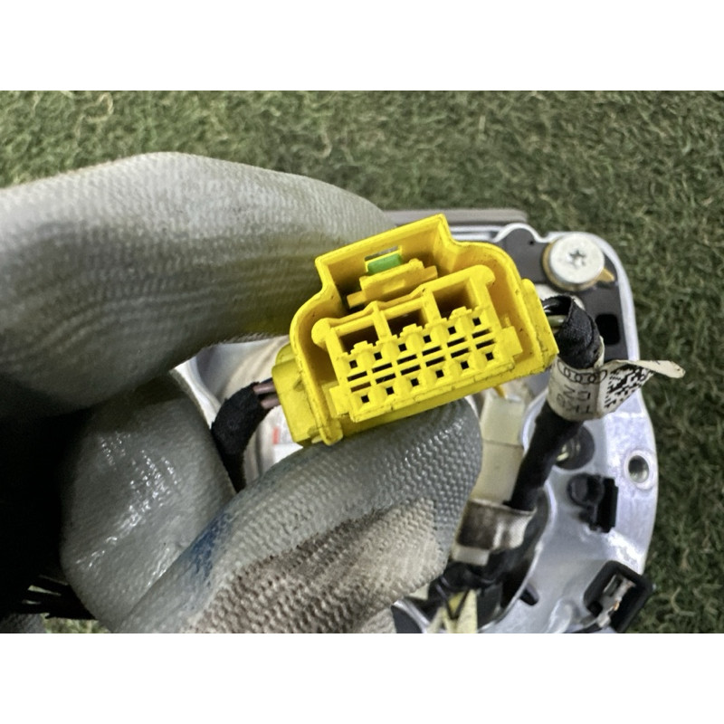 Airbag руля (airbag / безопасность) AUDI Q5 8R 2012 3.2 8R0880201AQJ42