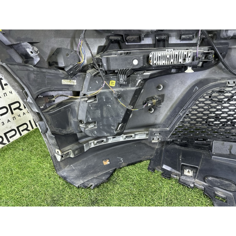 Бампер (наружные элементы кузова) LAND ROVER Range Rover Velar L560 2018 2.0 LR093587