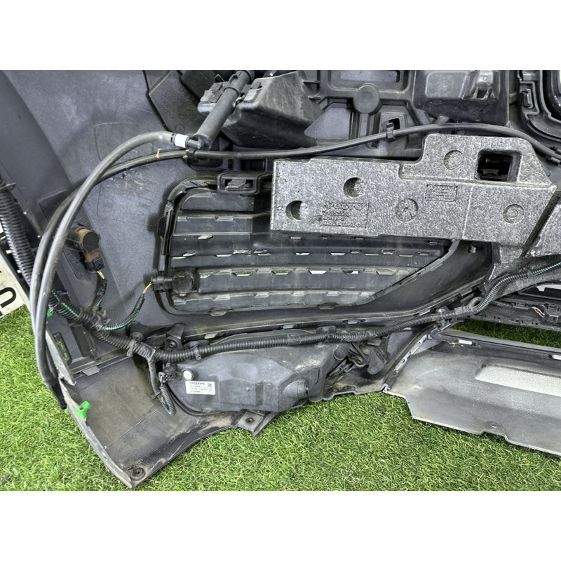 Бампер (наружные элементы кузова) Volvo XC90 T6 2016 2.0 39799446