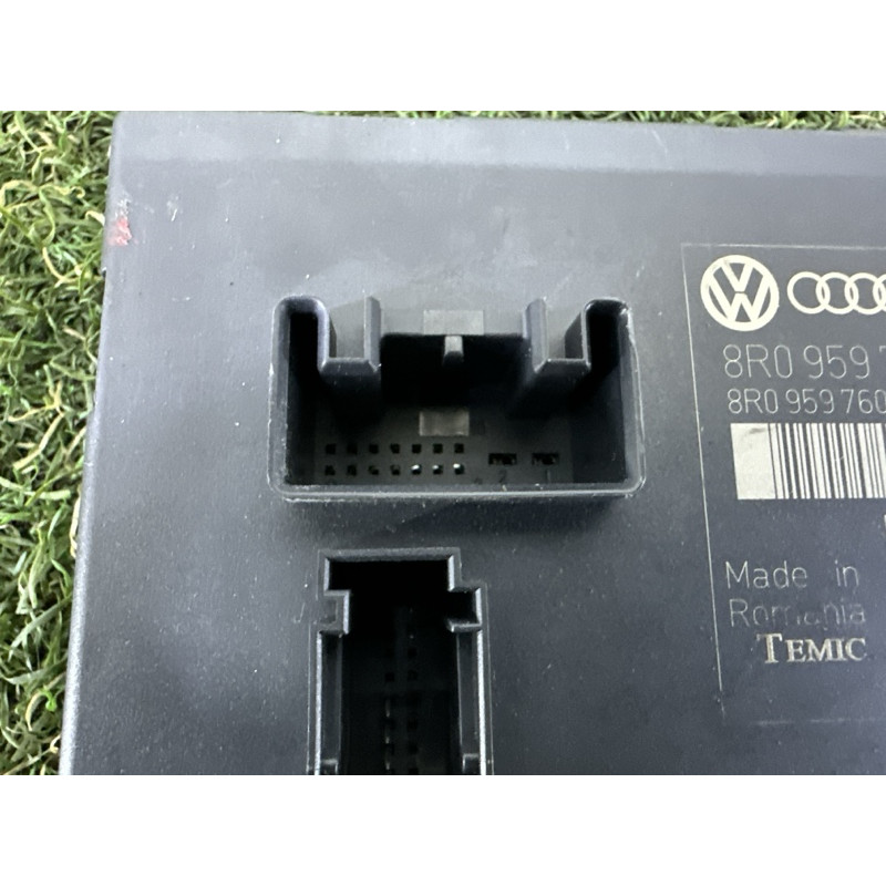 Блок управления сиденьем (электрика / блоки управления) AUDI Q5 8R 2012 3.2 8R0959760D