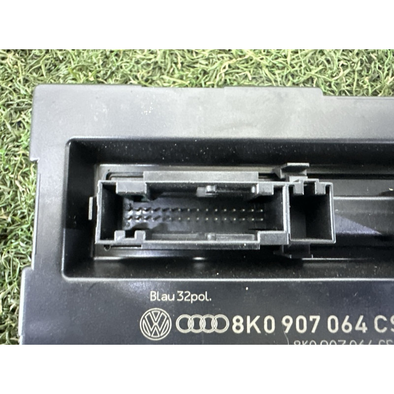 Модуль BCM (електрика / блоки управління) AUDI Q5 8R 2012 3.2 8K0907064CS