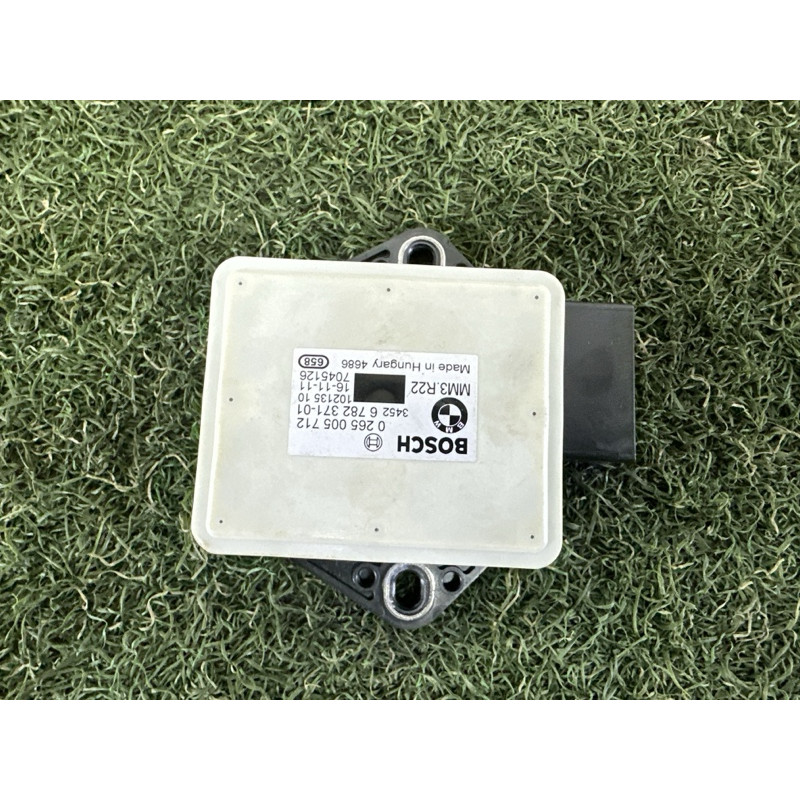Датчик поперечного ускорения (ESP) (электрика / датчики) BMW X5 E70 2012 4.4 34526782371
