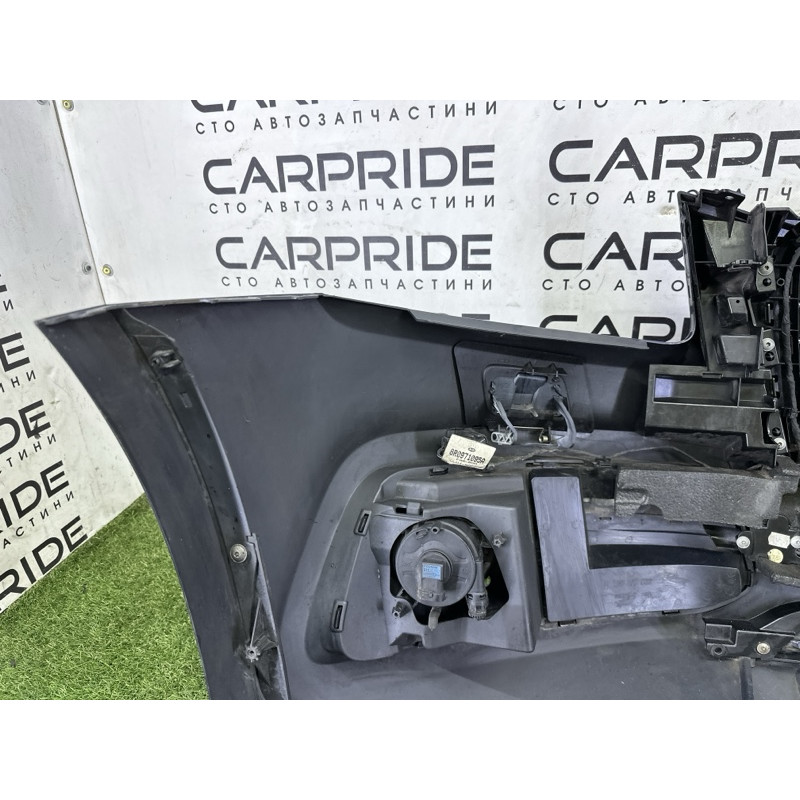 Бампер (наружные элементы кузова) AUDI Q5 8R 2012 3.2 8R0807105CGRU