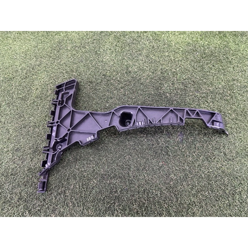 Крепление бампера (кузов и элементы) AUDI Q5 8R 2012 3.2 8R0807453C