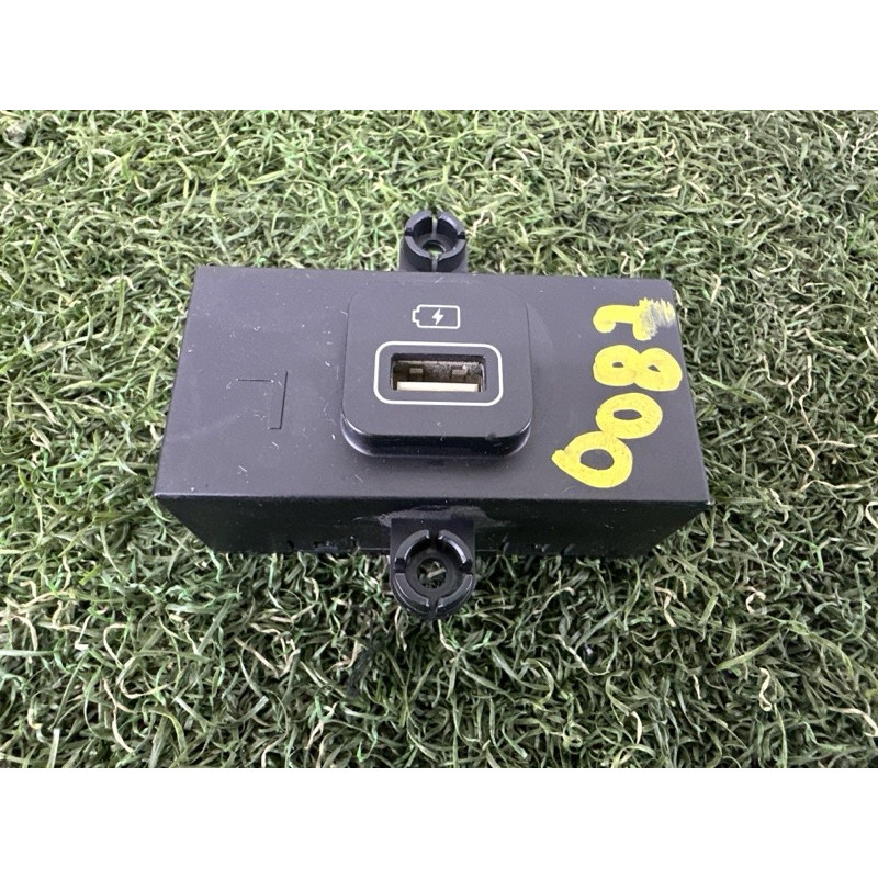 Разьем USB (электрика) KIA Telluride Not specified 2020 3.8 96125S9300