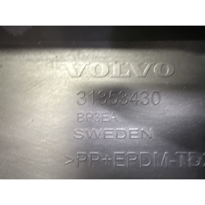 Бампер (наружные элементы кузова) Volvo XC90 T6 2017 2.0 39799226