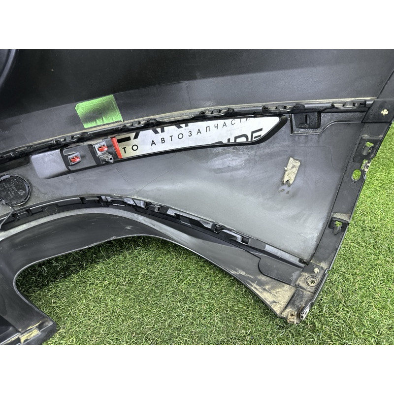 Бампер (зовнішні елементи кузова) Volkswagen Touareg NF 2012 3.0 7P6807421GRU