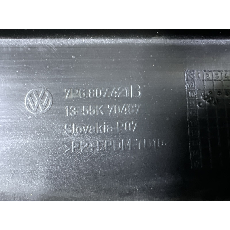 Бампер (зовнішні елементи кузова) Volkswagen Touareg NF 2012 3.0 7P6807421GRU