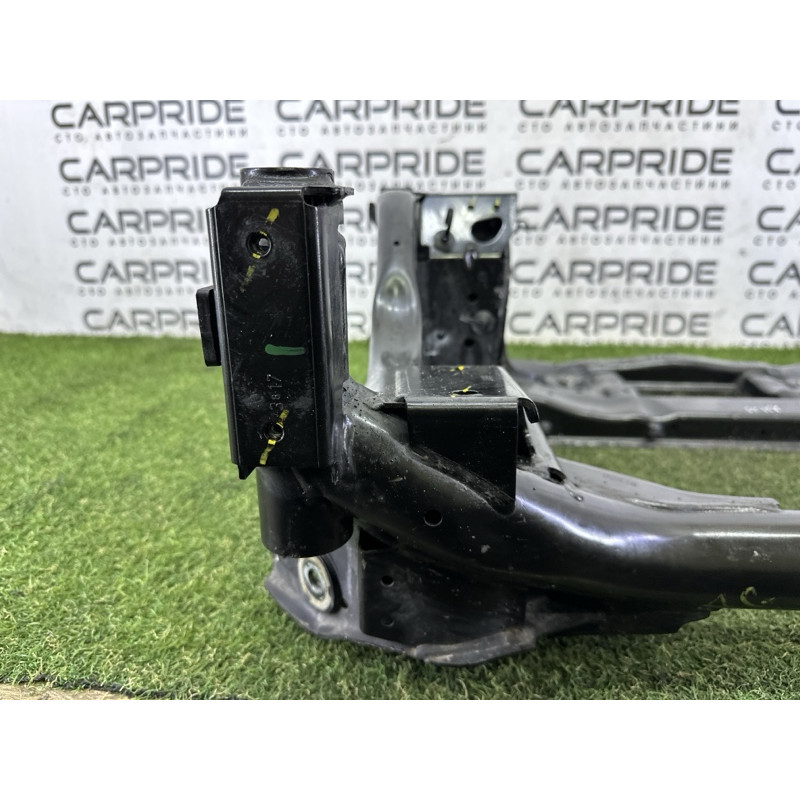 Підрамник (підвіска) LAND ROVER Range Rover Velar L560 2018 2.0 LR090443
