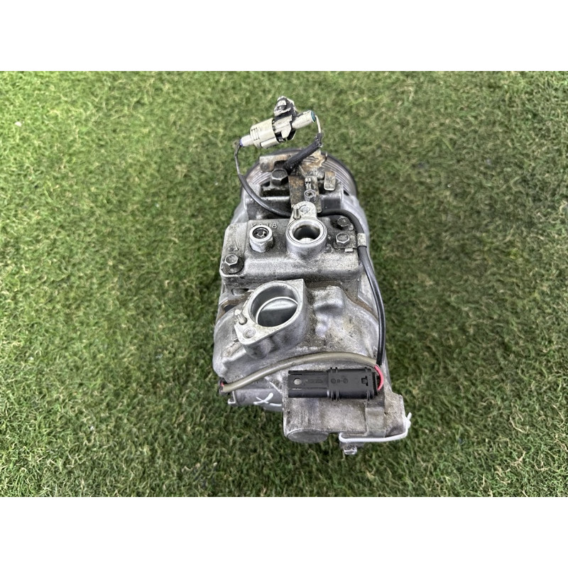 Компрессор кондиционера (отопление и кондиционирование) BMW X5 E70 2012 3.0 N55B30 64529399060