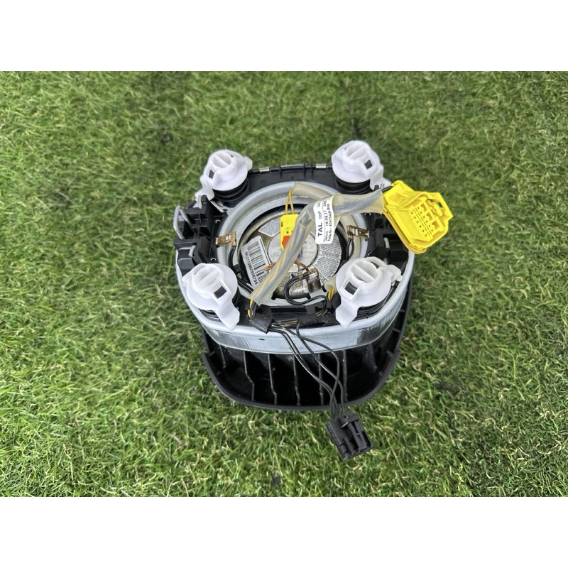Airbag керма (airbag / безпека) Volkswagen Touareg NF 2012 3.0 7P6880201H81U