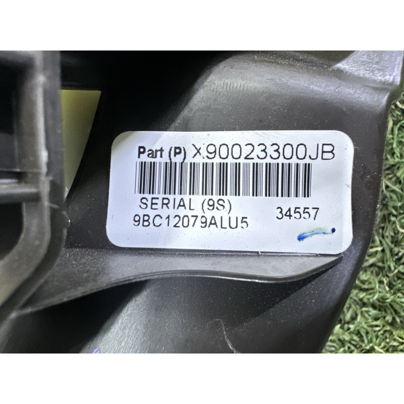 Кожух рульової колонки (салон) Jeep Grand Cherokee WK2 2014 5.7 HEMi 5MT24LU5AA