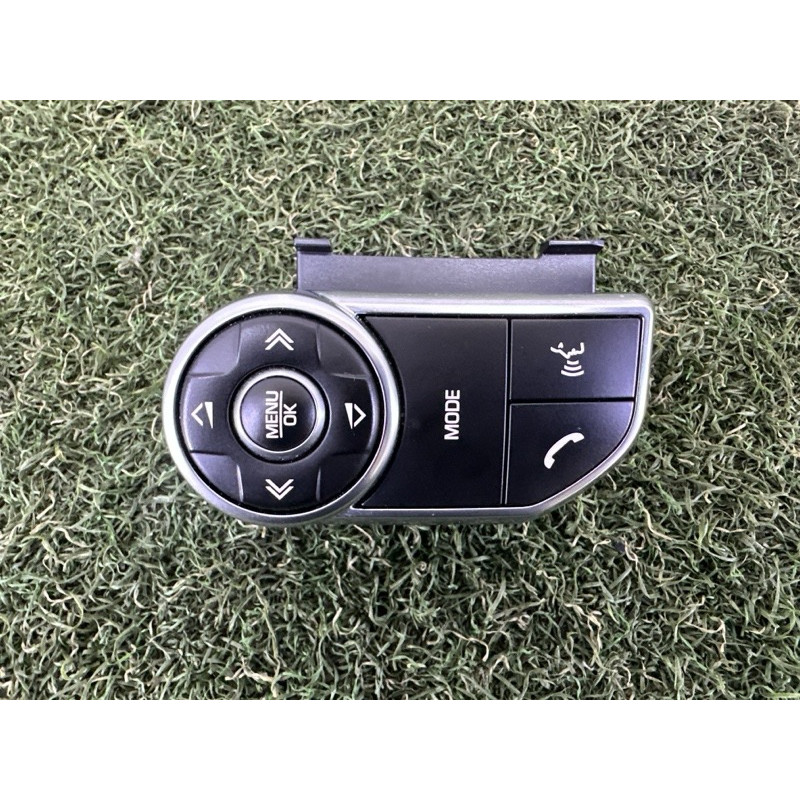 Кнопки руля (электрика / кнопки) LAND ROVER RANGE ROVER Sport L494 2014 5.0 LR037419