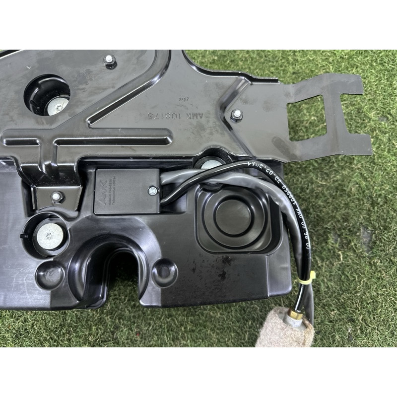 Компрессор подвески (подвеска) LAND ROVER Range Rover L405 2014 5.0 LR056304