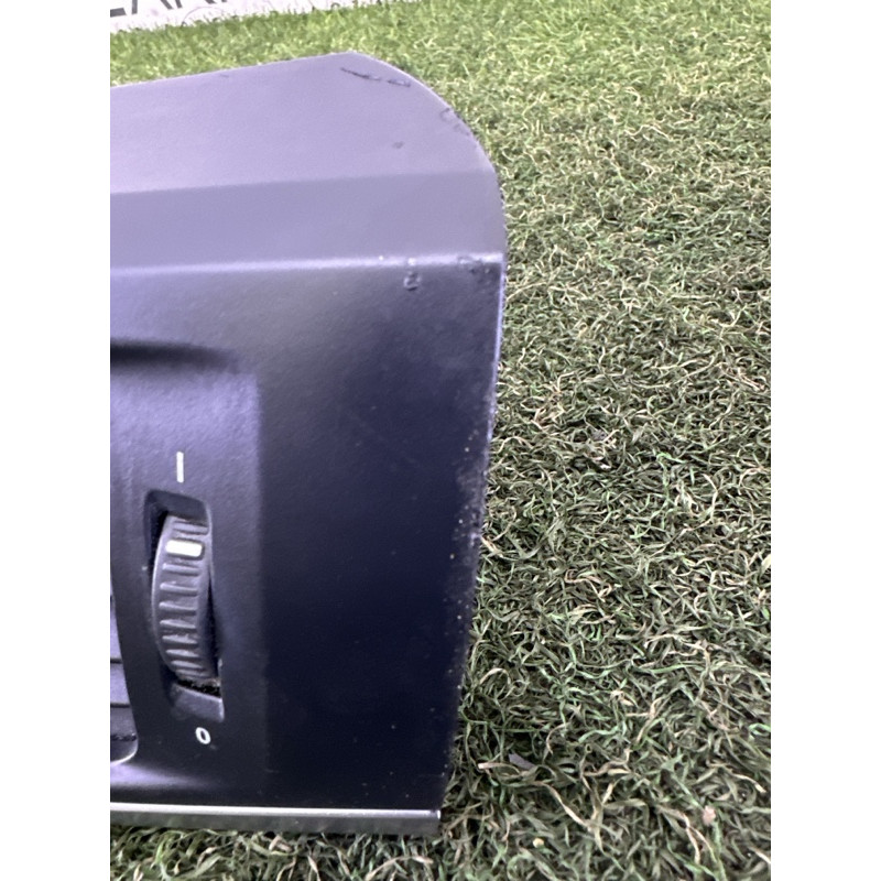 Центральный дефлектор салона (салон) BMW X3 F25 2013 2.0 64229184743