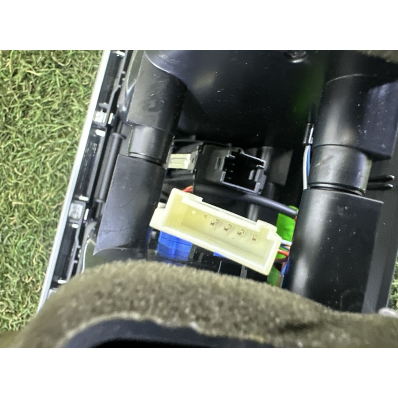 Центральный дефлектор салона (салон) BMW X3 F25 2013 2.0 64229184743