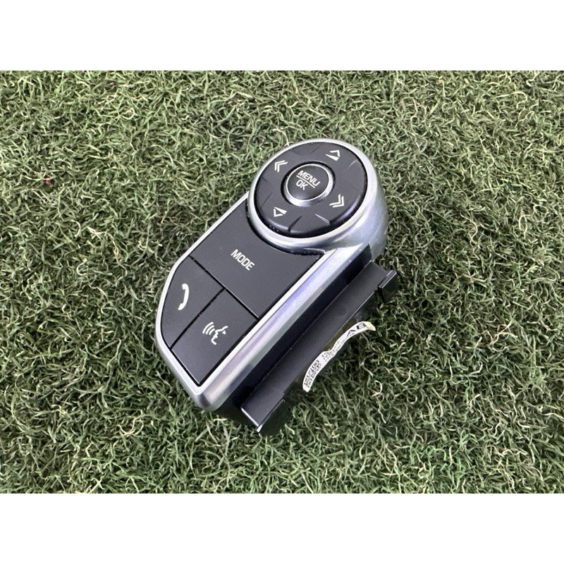 Кнопки керма (электрика / кнопки) LAND ROVER Range Rover L405 2014 5.0 LR116105