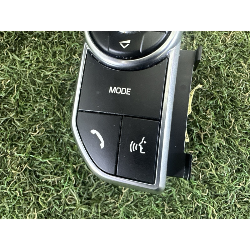 Кнопки керма (электрика / кнопки) LAND ROVER Range Rover L405 2014 5.0 LR116105