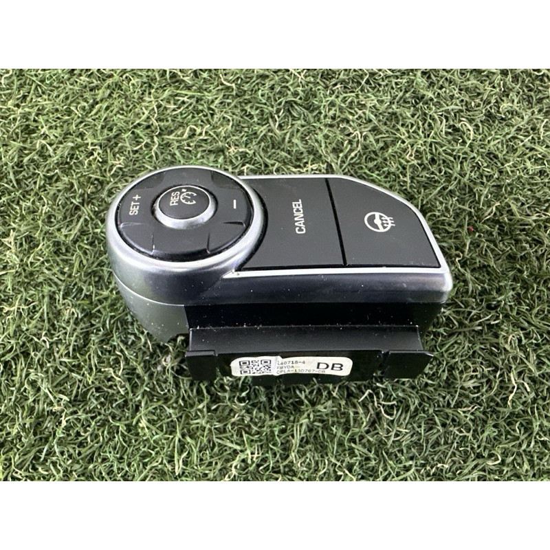 Кнопки руля (электрика / кнопки) LAND ROVER Range Rover L405 2014 5.0 LR037451