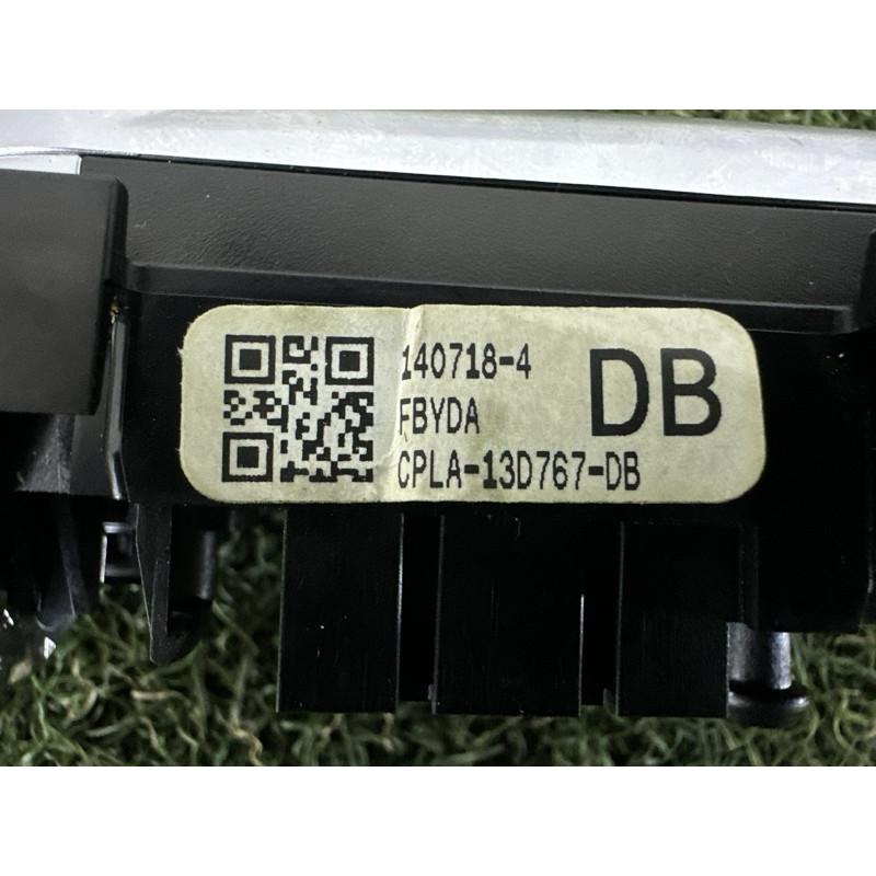 Кнопки руля (электрика / кнопки) LAND ROVER Range Rover L405 2014 5.0 LR037451