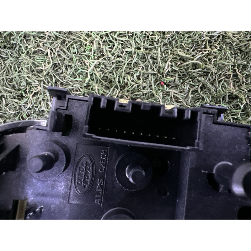 Кнопки руля (электрика / кнопки) LAND ROVER Range Rover L405 2014 5.0 LR037451