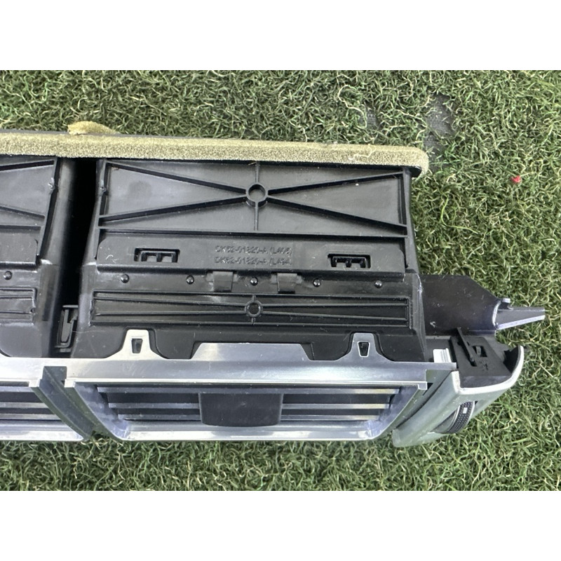 Центральный дефлектор салона (салон) LAND ROVER Range Rover L405 2014 5.0 LR055740