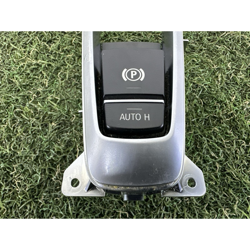 Кнопка стояночного тормоза (электрика / кнопки) BMW X5 F15 2015 3.0 61319877891