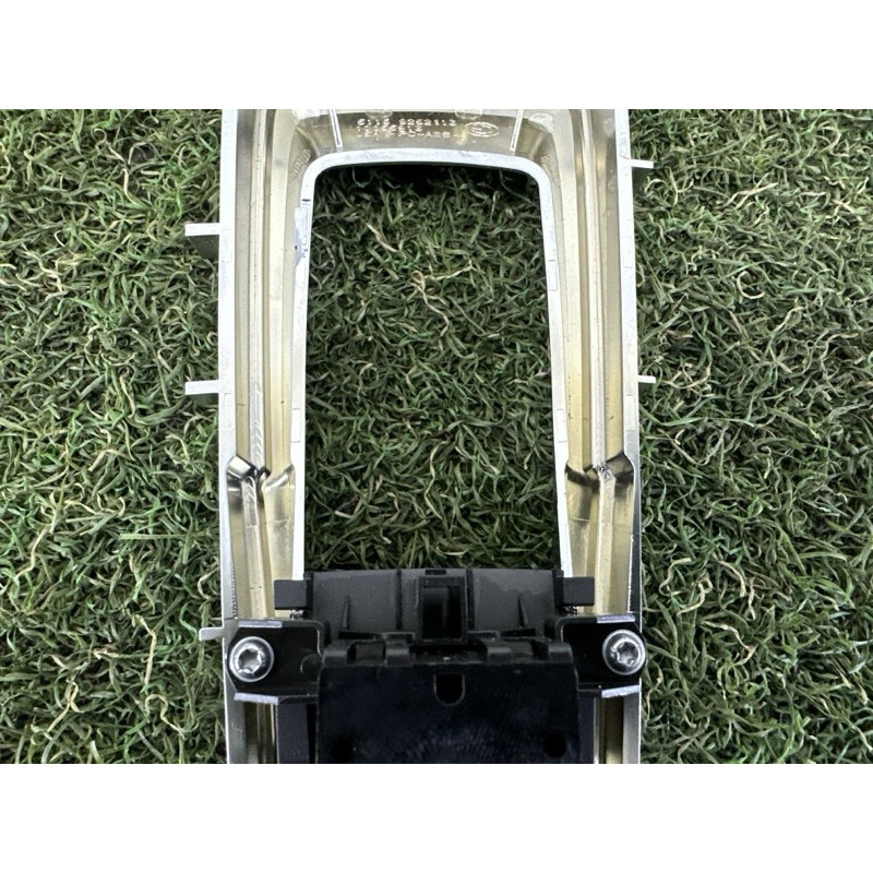 Кнопка стояночного тормоза (электрика / кнопки) BMW X5 F15 2015 3.0 61319877891